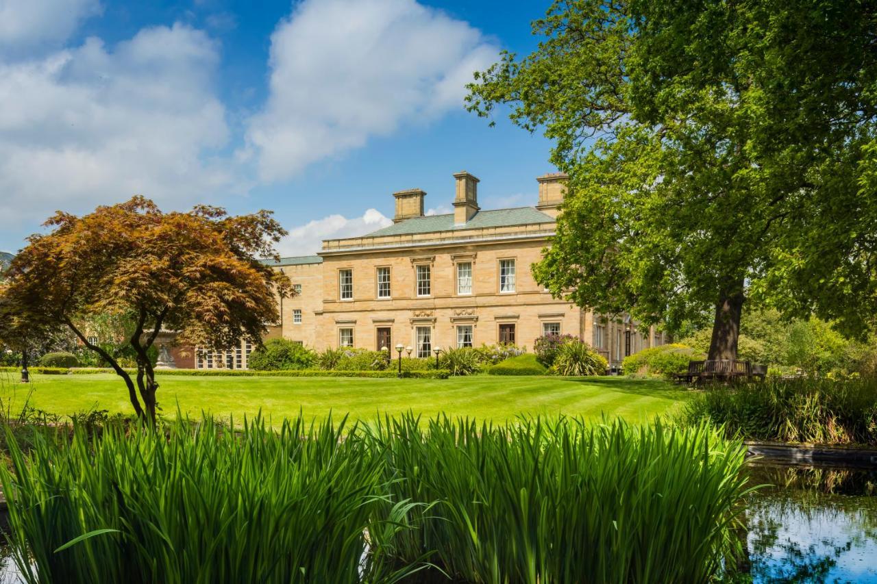 Oulton Hall Hotel, Spa & Golf Resort Leeds  Buitenkant foto