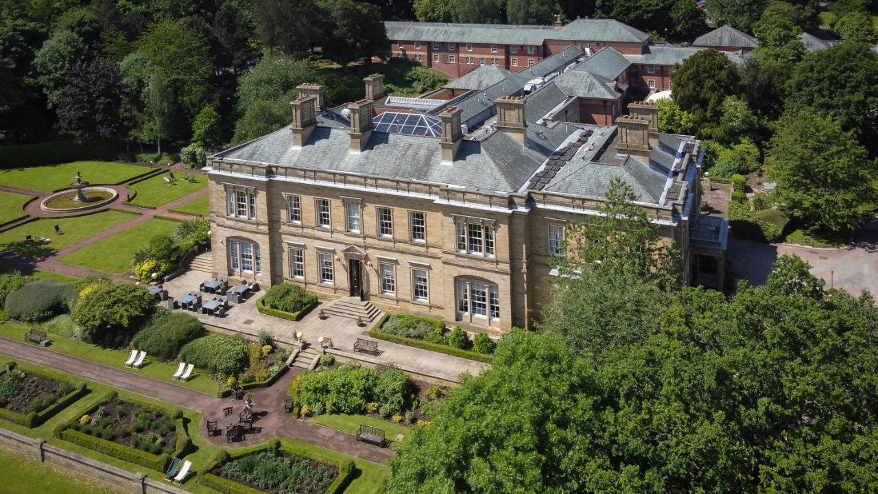 Oulton Hall Hotel, Spa & Golf Resort Leeds  Buitenkant foto