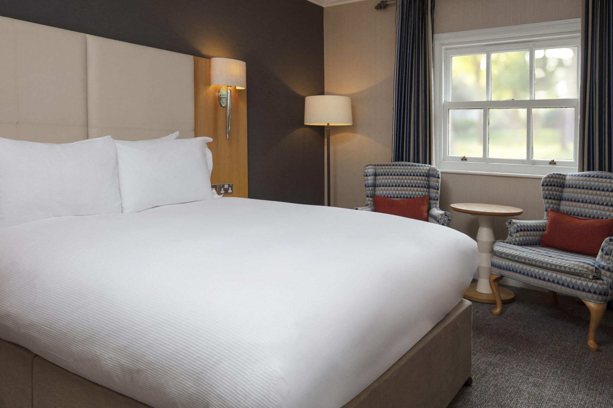 Oulton Hall Hotel, Spa & Golf Resort Leeds  Buitenkant foto